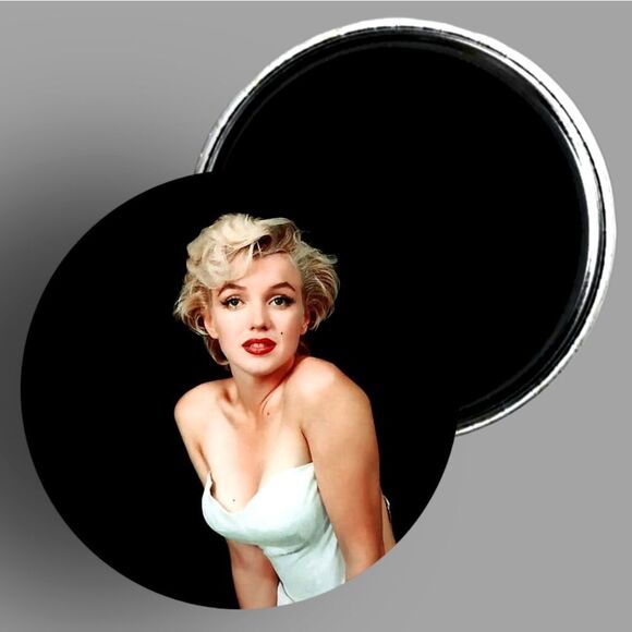 Marilyn Monroe Magnet Hollywood Icon Some Like It Hot - Picture 1 of 1